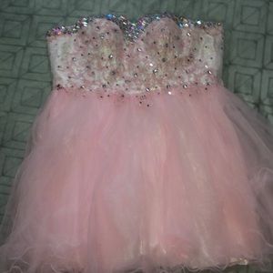 Homecoming dress FREE SHIP ON BUNDLES $25+